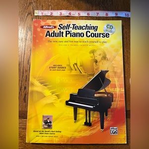 Self-teaching Adult Piano Course w/CD